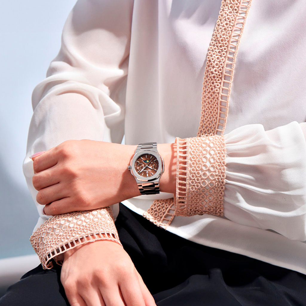 PGN Design Le mans Brown brown watch - product photo